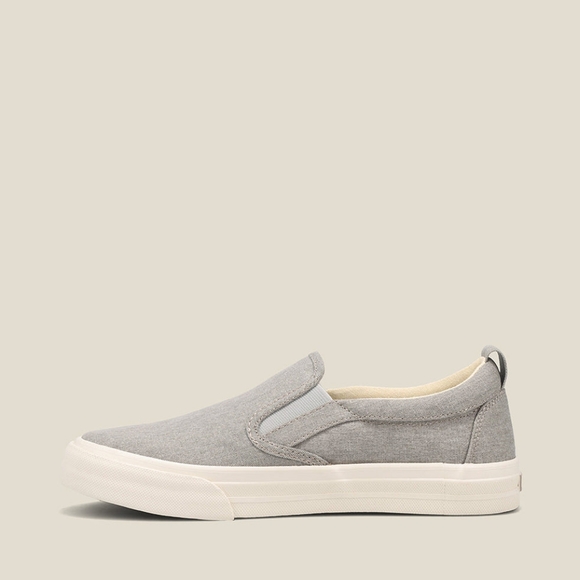 NWT Taos Grey Wash Canvas Slip On Shoes- Size 10 - Picture 2 of 7